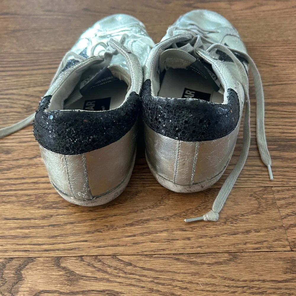Golden Goose  Super Stars Sneakers size 40 - Picture 2 of 5
